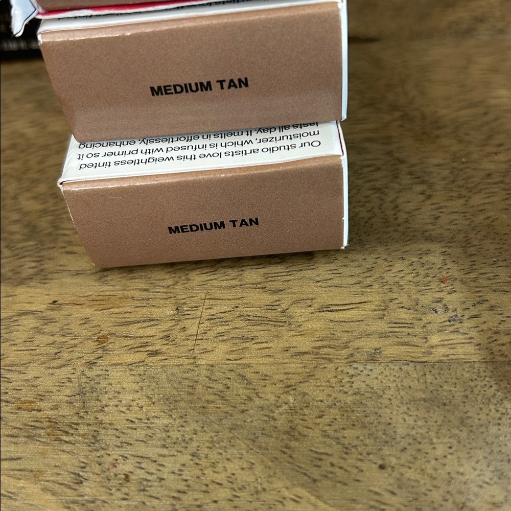 Smashbox Foundation Collection - Deep Rich to Light Olive - Picture 14 of 16